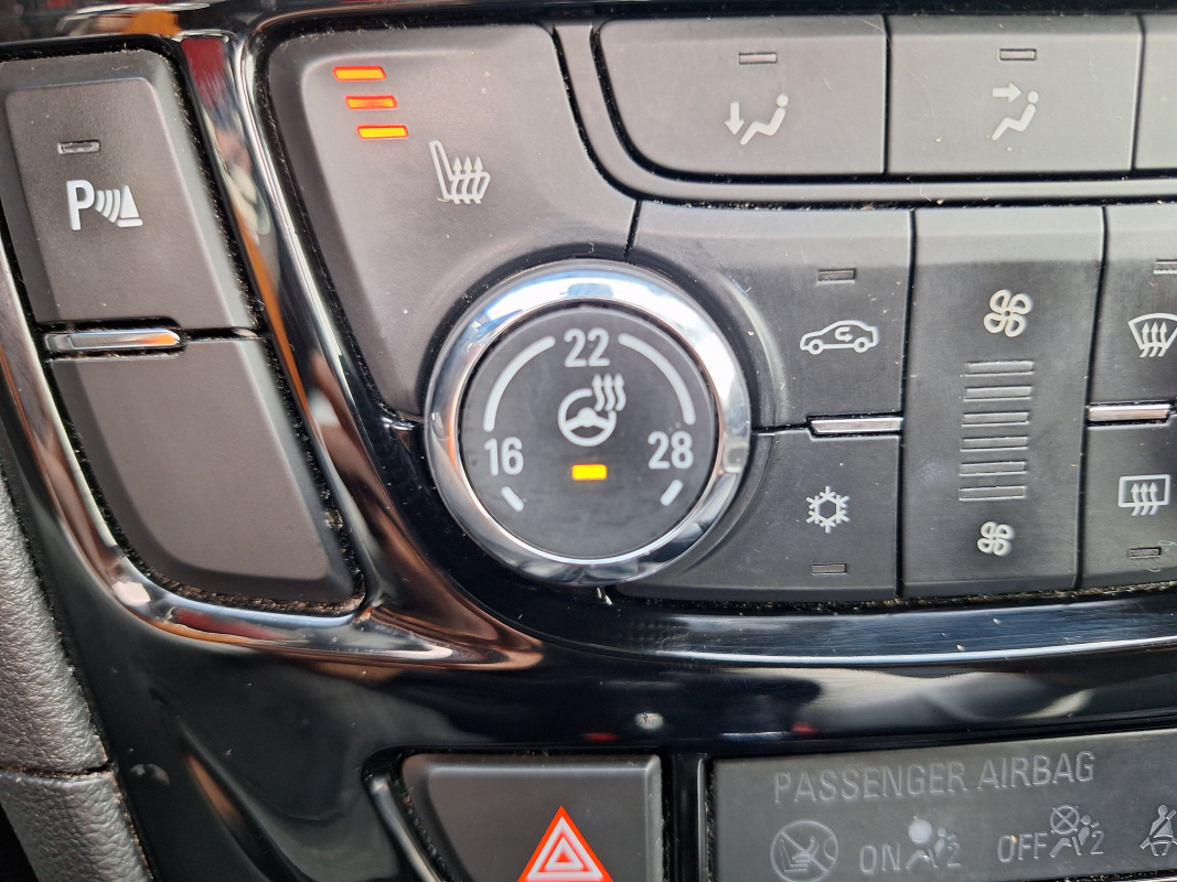Opel Mokka X — 23