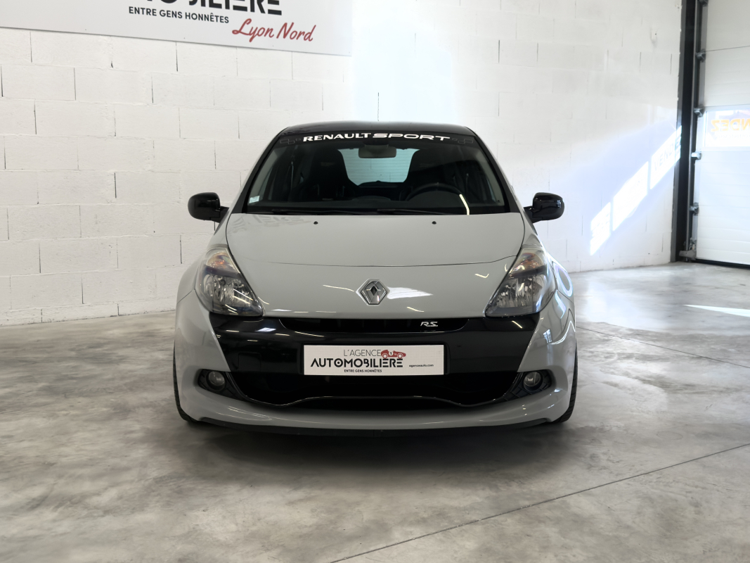 Renault Clio — 2