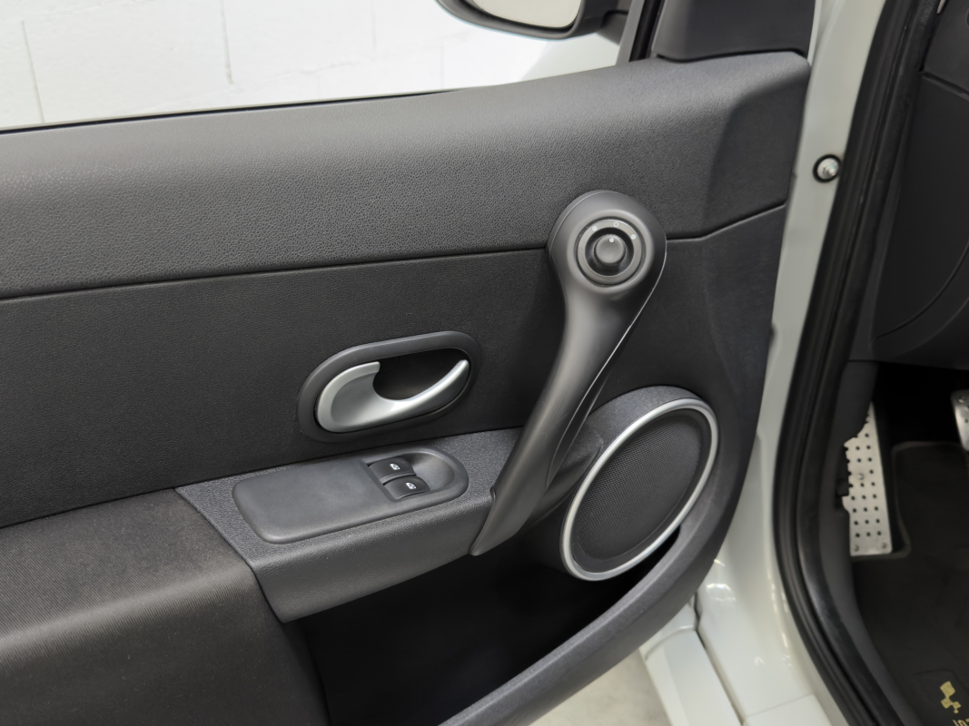Renault Clio — 26
