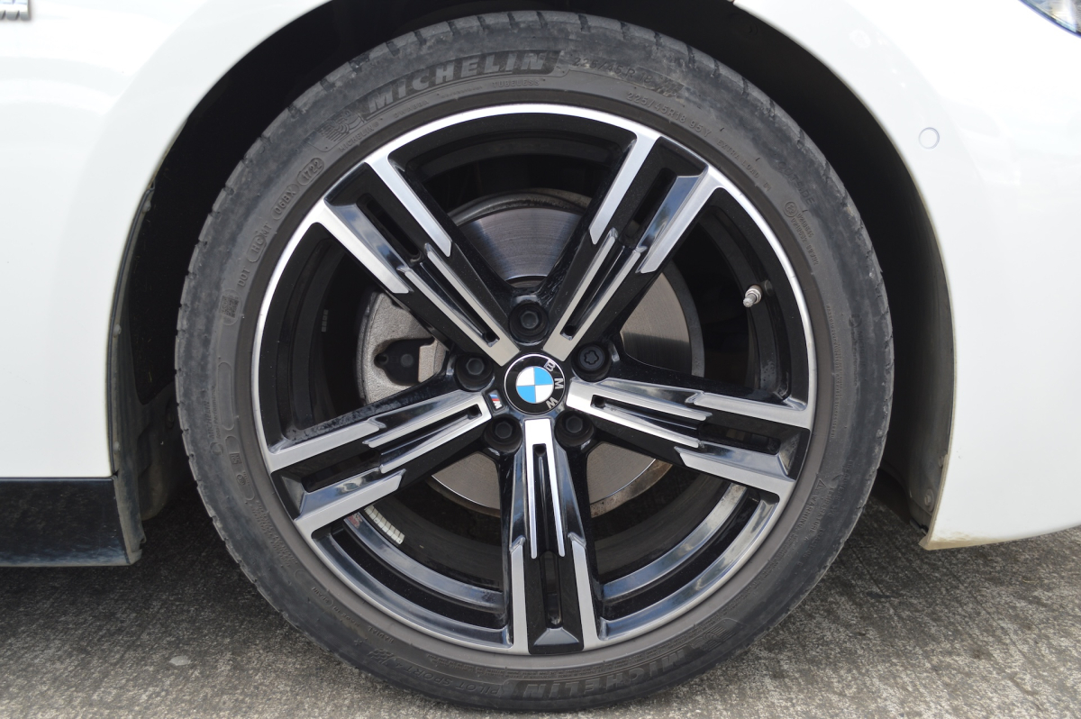 Bmw Série 2 — 9