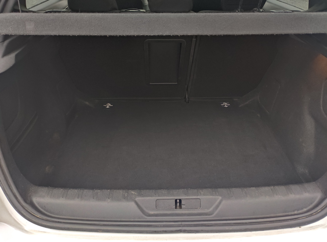 Peugeot 308 — 19