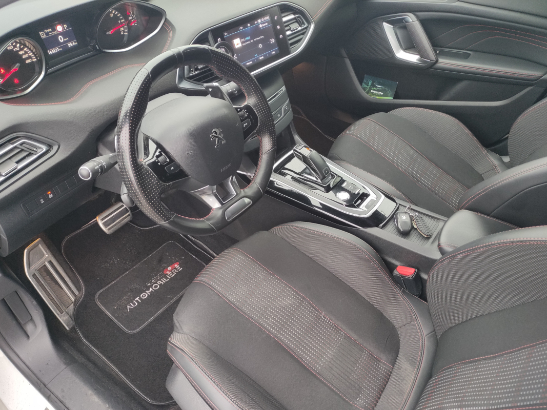 Peugeot 308 — 16