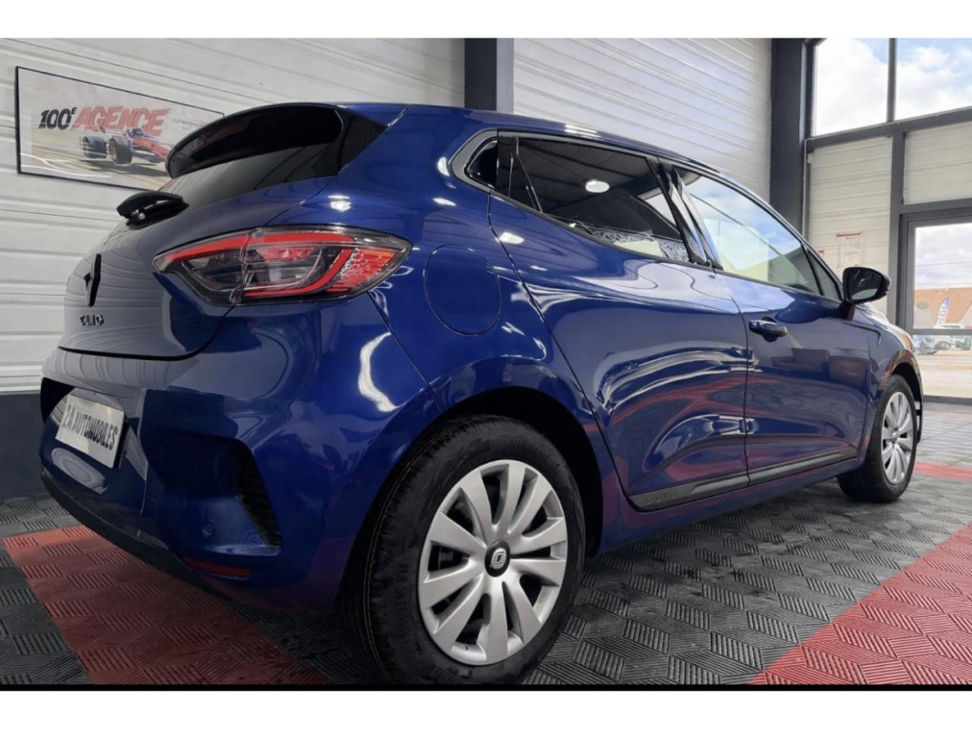 Renault Clio — 5