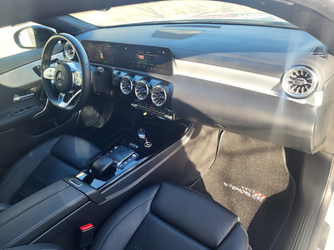 Mercedes Classe CLA — 16