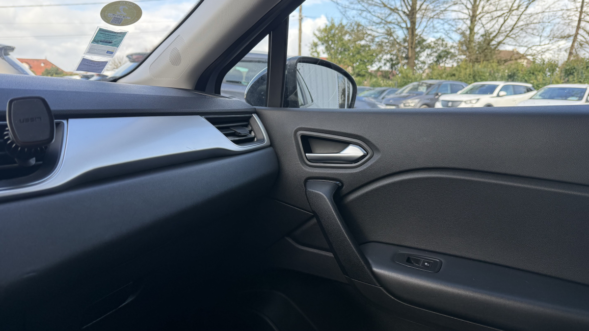 Renault Captur — 13