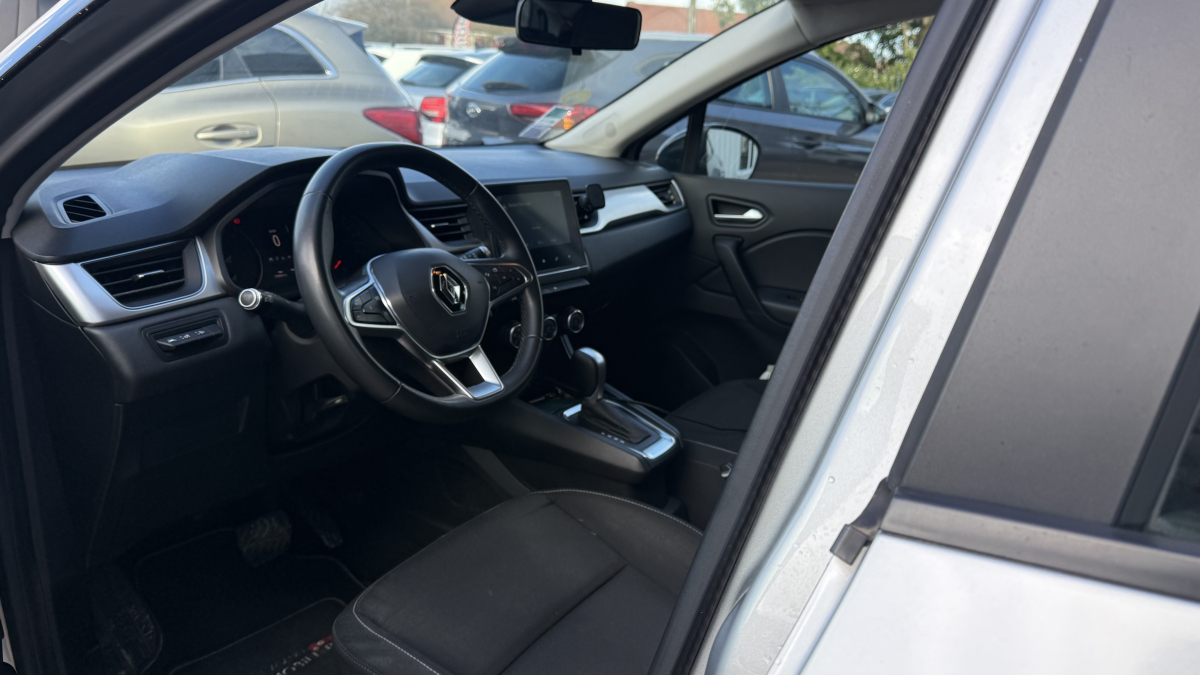Renault Captur — 9