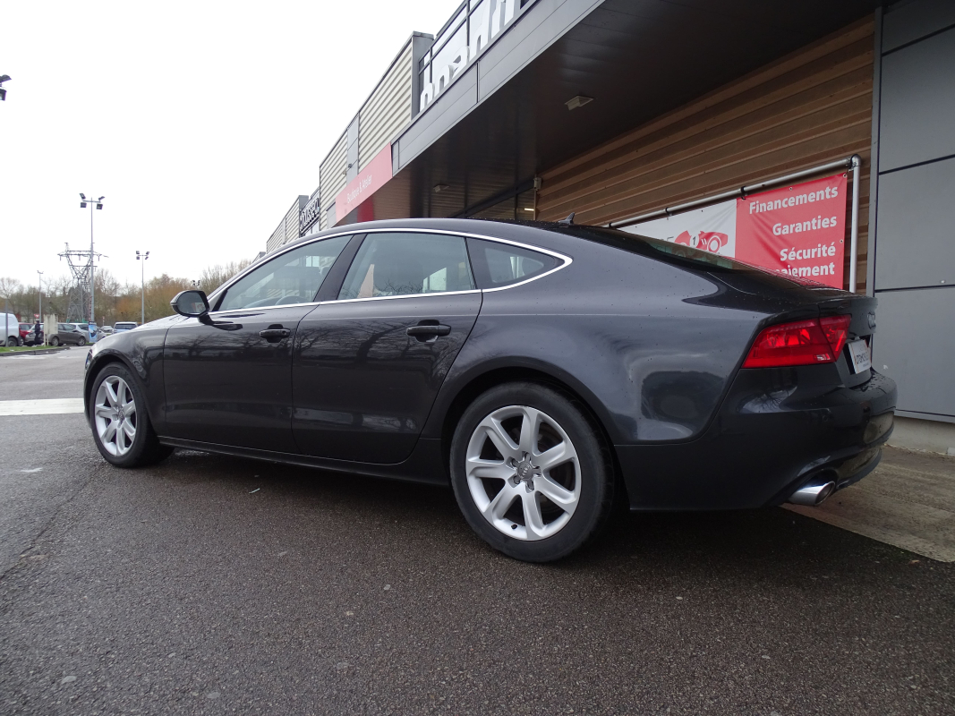 Audi A7 — 9