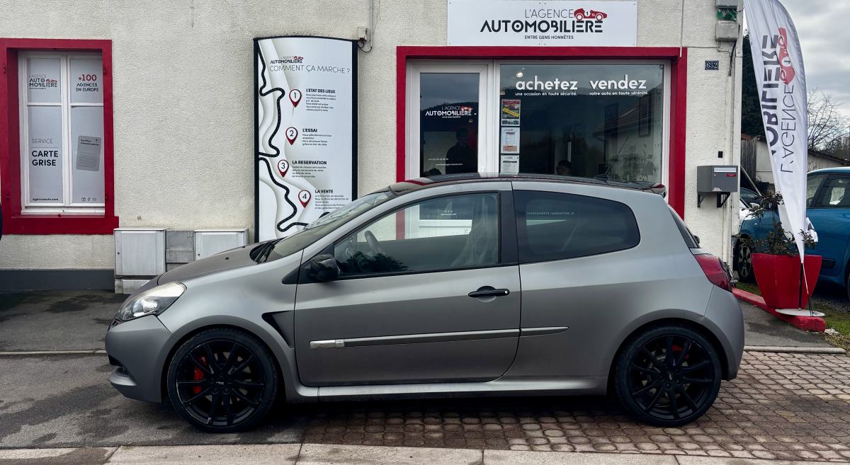Renault Clio — 8