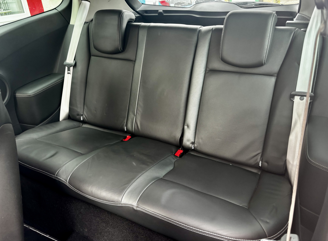 Renault Clio — 19