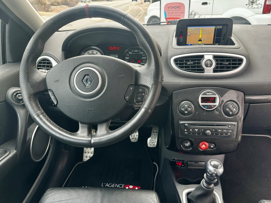 Renault Clio — 23