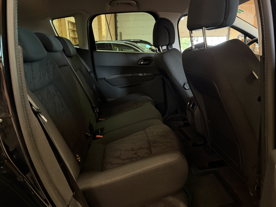 Peugeot 3008 — 15