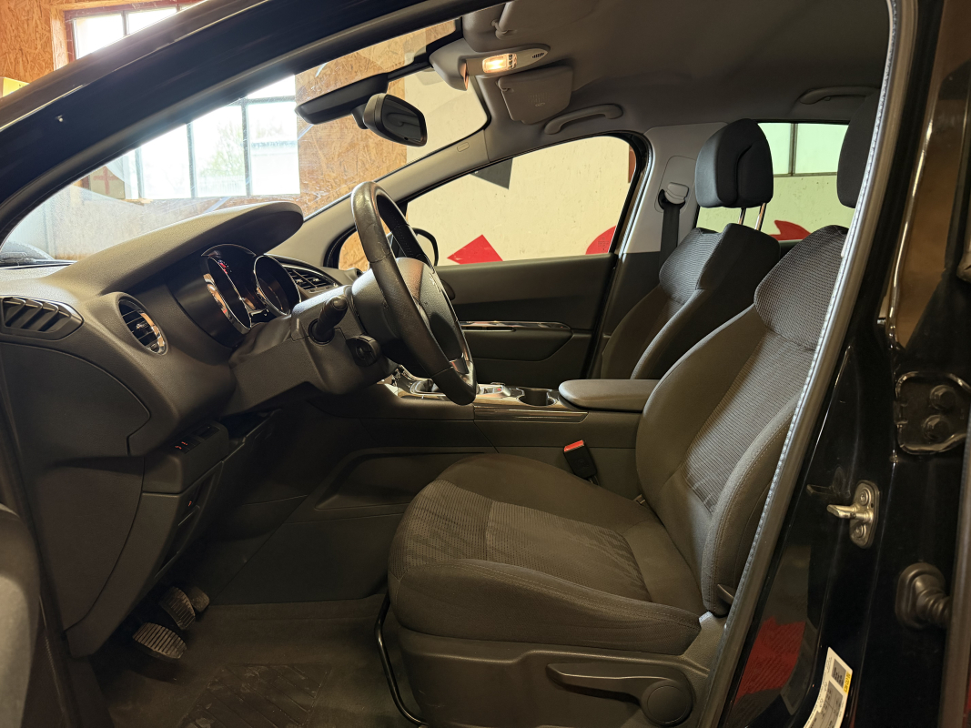 Peugeot 3008 — 8