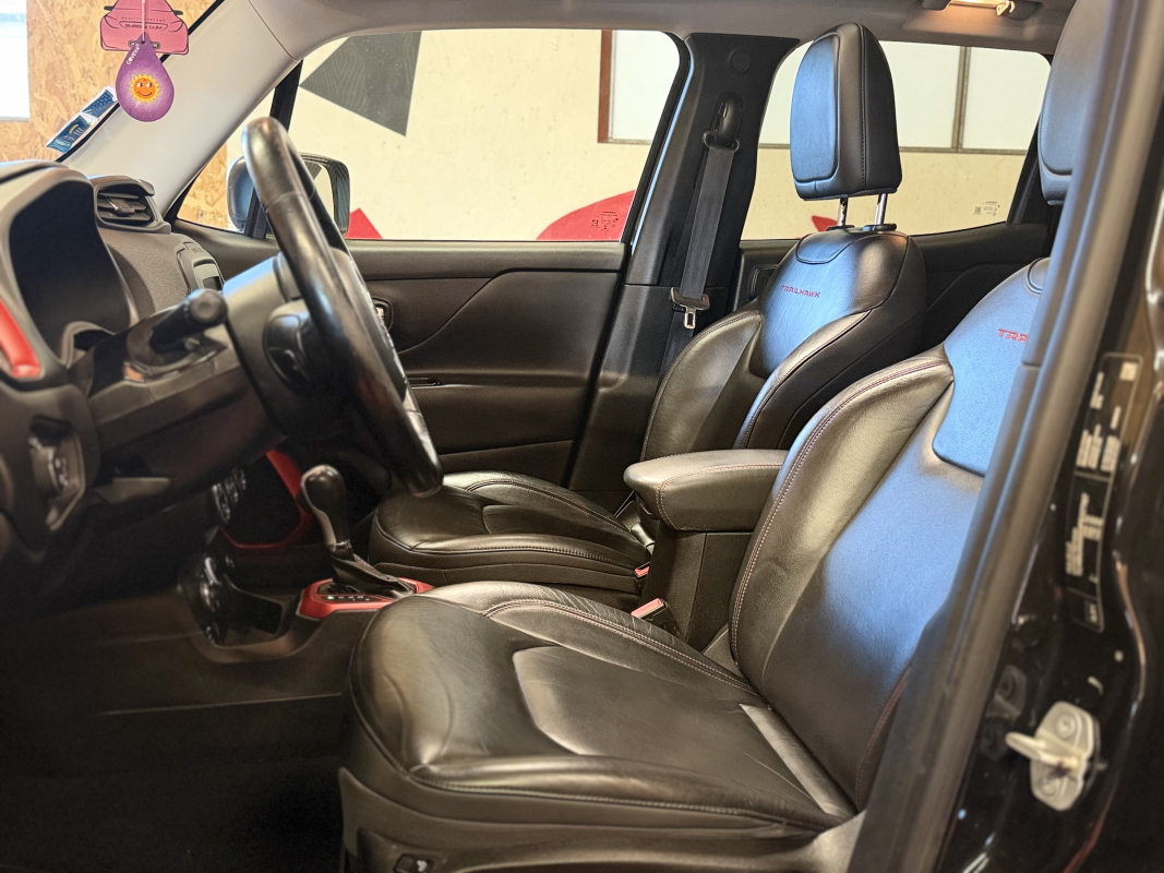 Jeep Renegade — 9