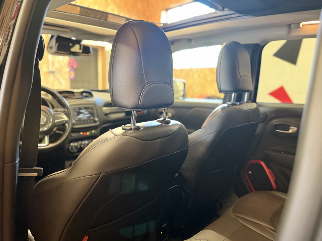 Jeep Renegade — 17