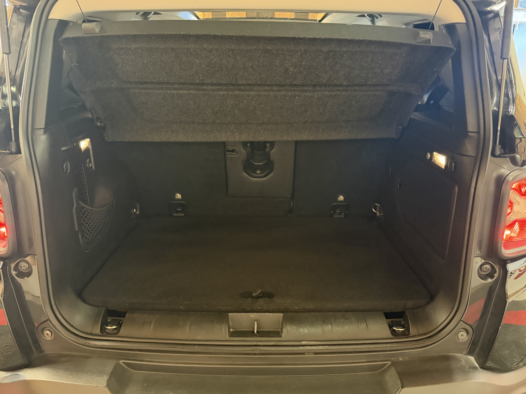 Jeep Renegade — 25