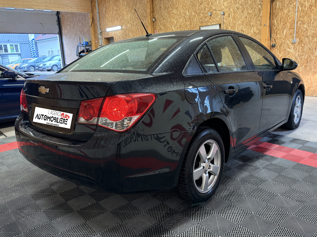 Chevrolet Cruze — 5