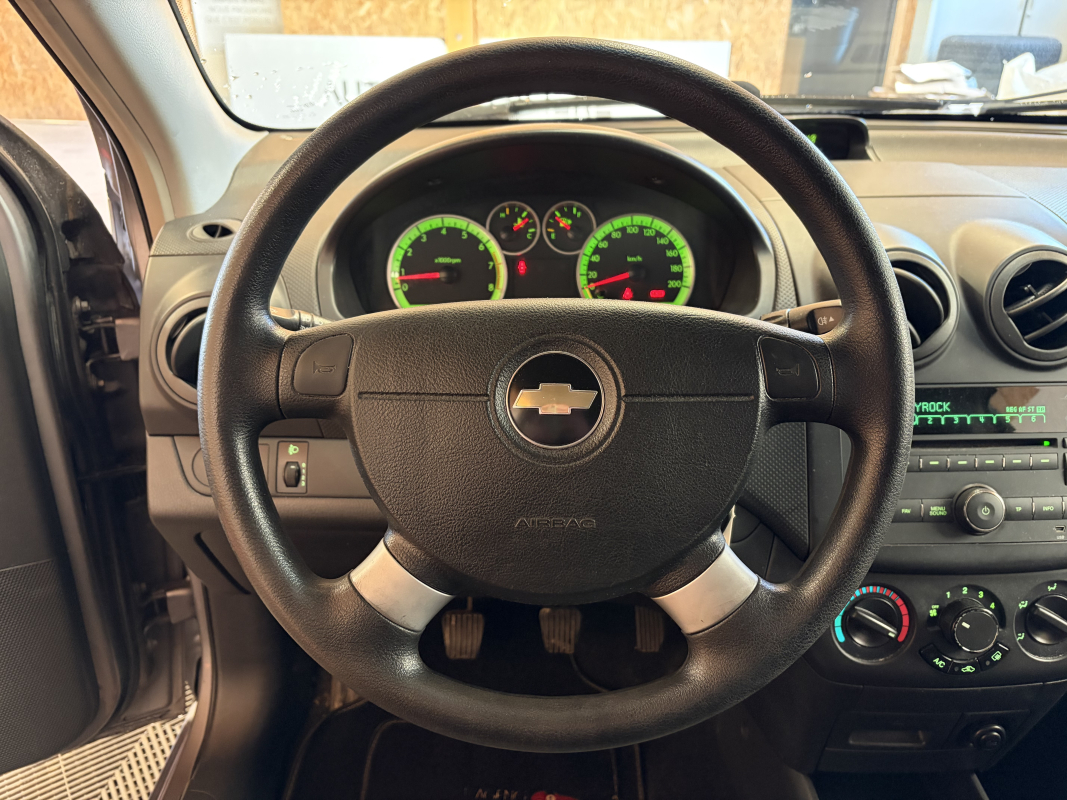 Chevrolet Aveo — 8