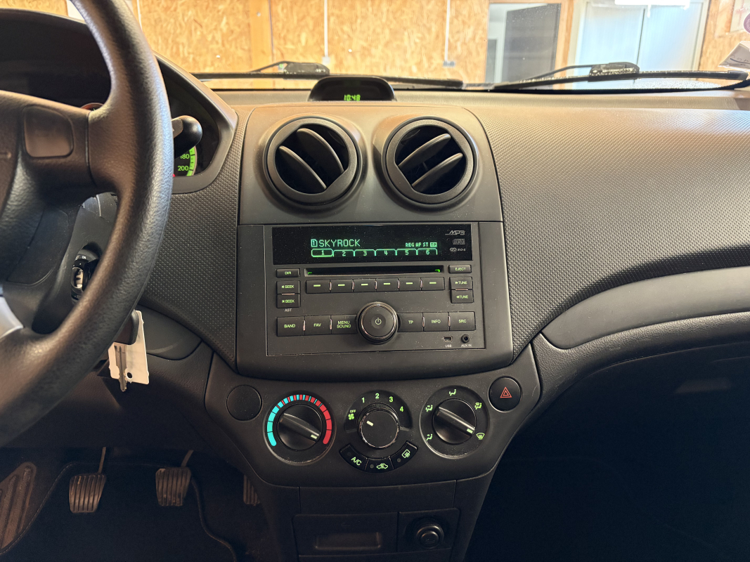 Chevrolet Aveo — 9