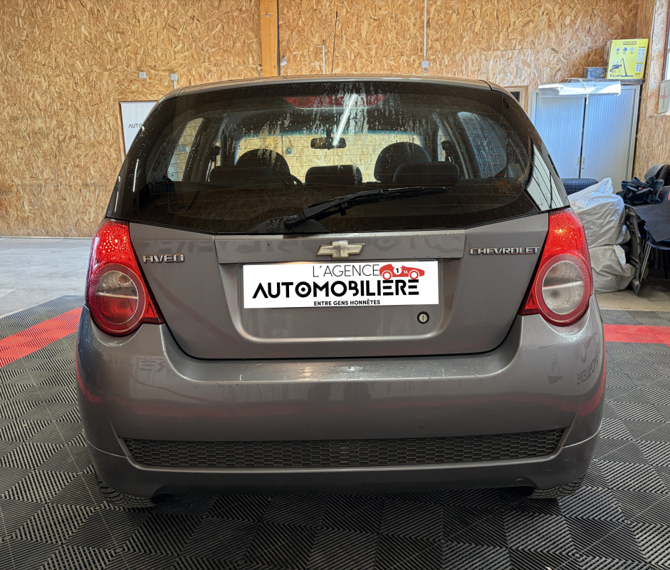 Chevrolet Aveo — 4
