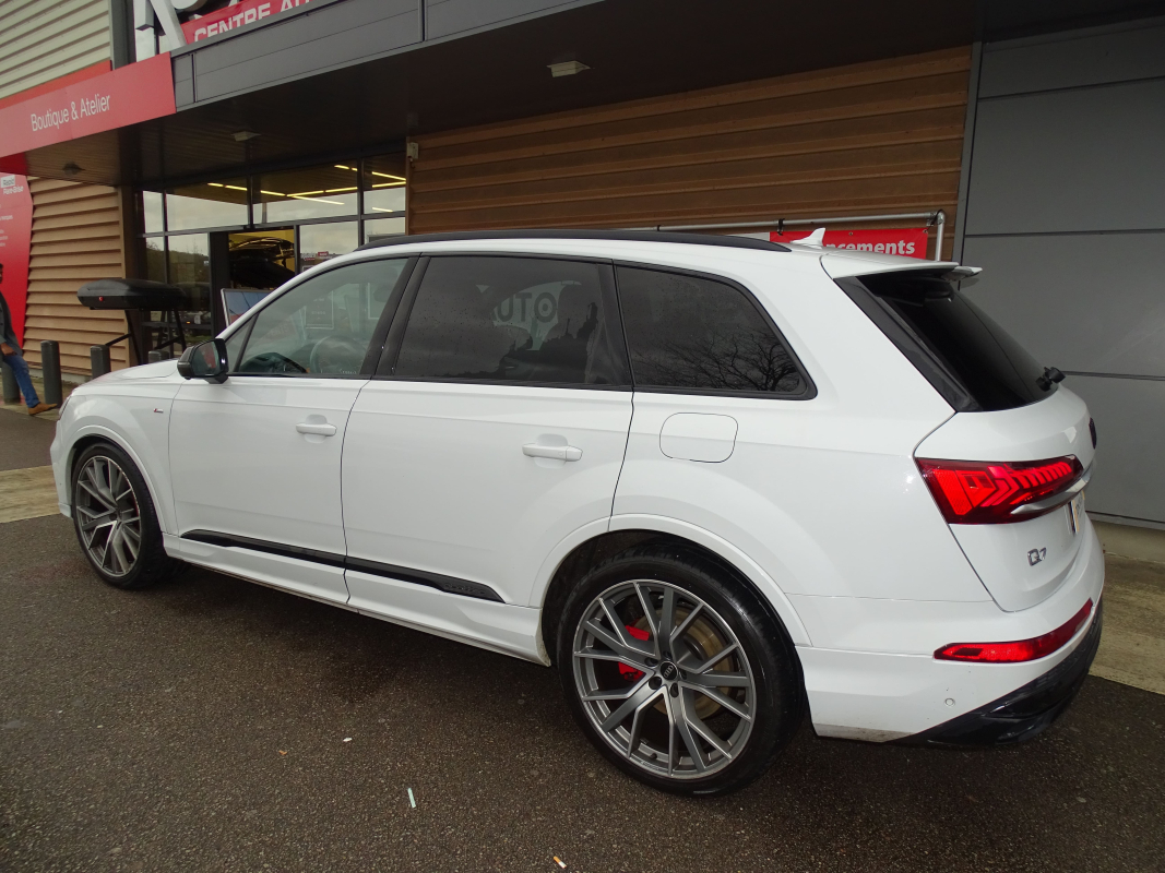 Audi Q7 — 9