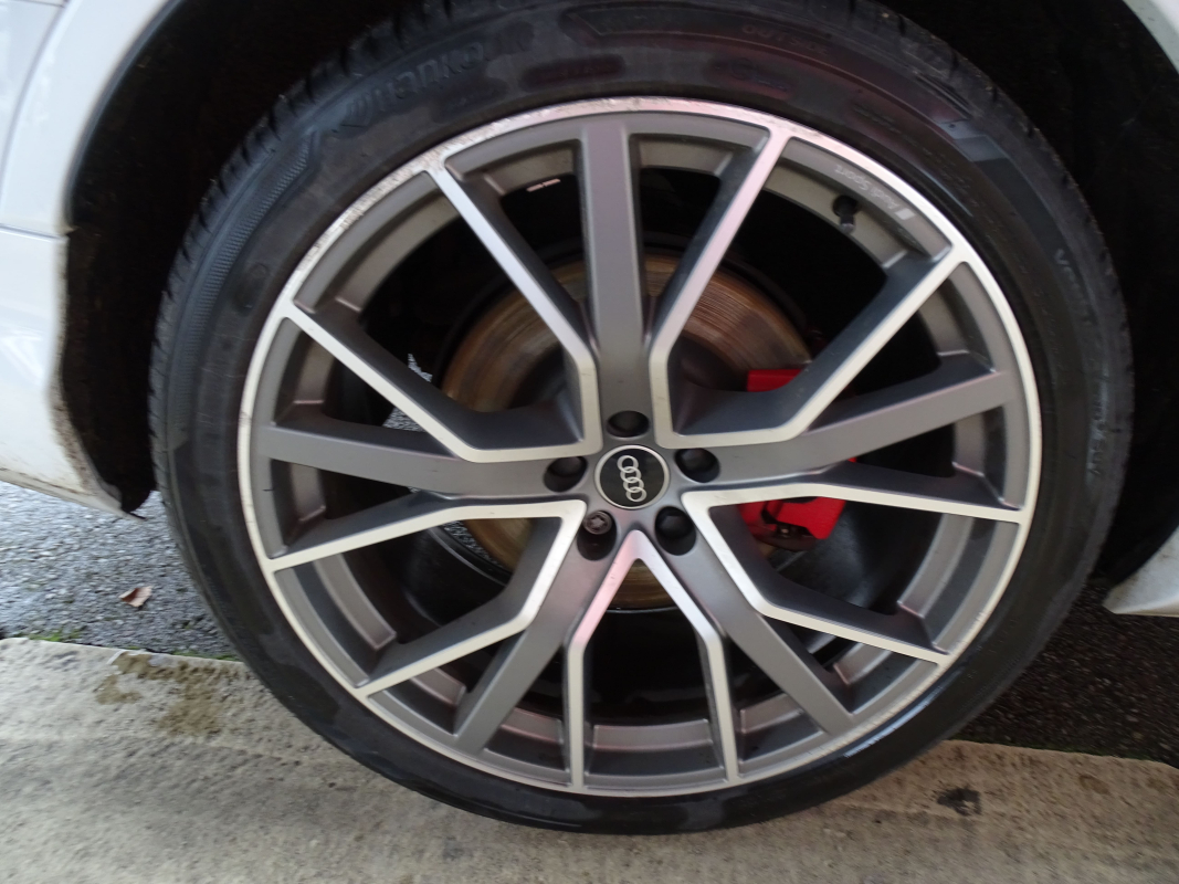 Audi Q7 — 38