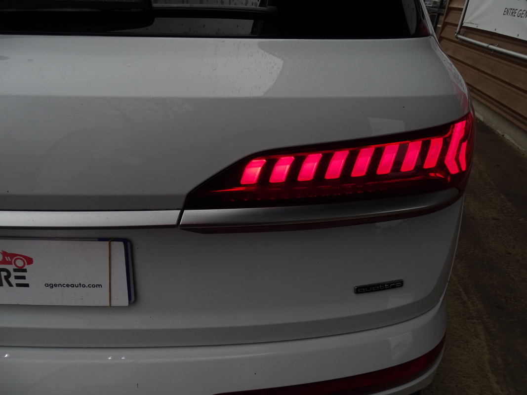 Audi Q7 — 35