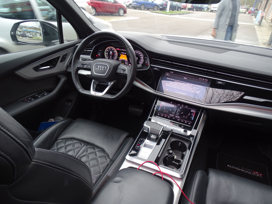 Audi Q7 — 28