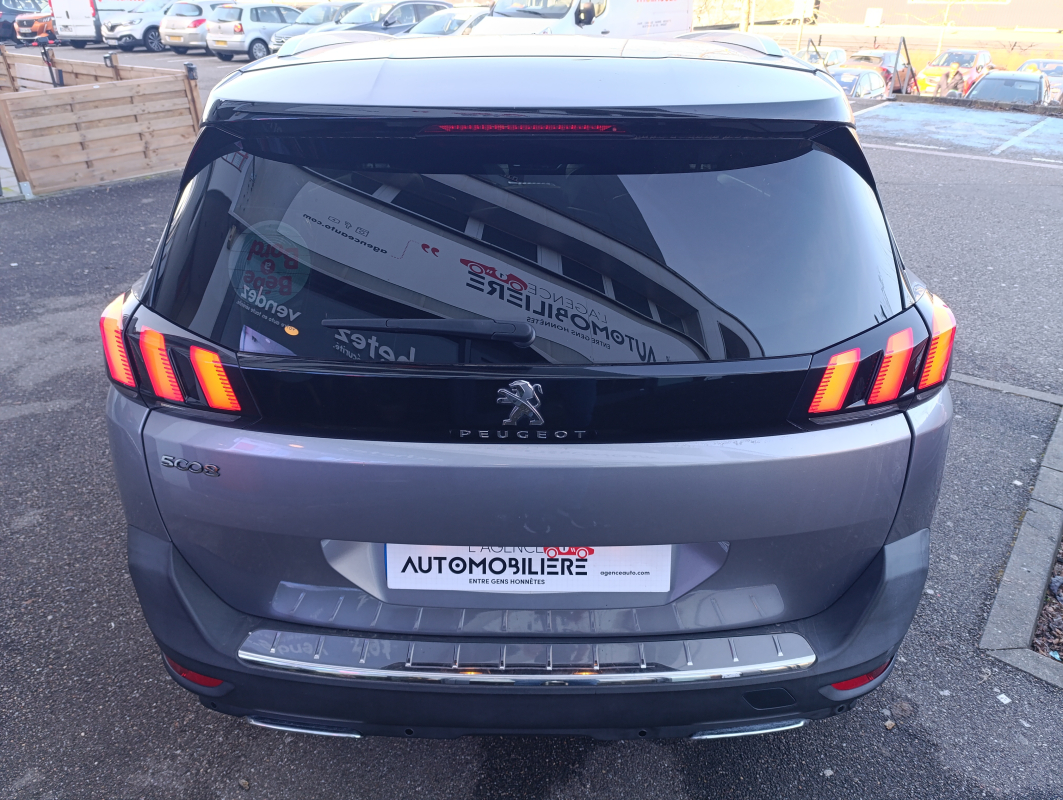 Peugeot 5008 — 7