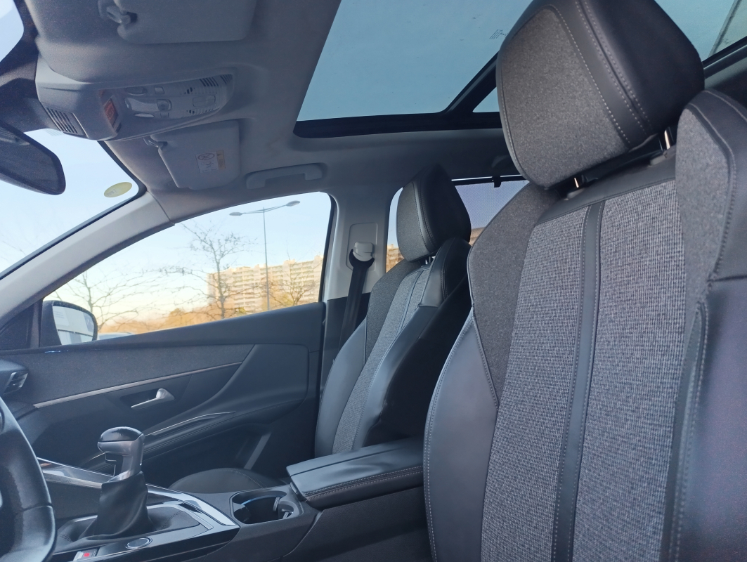 Peugeot 5008 — 26