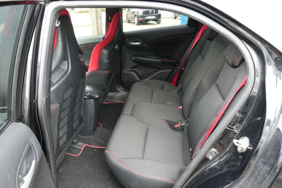 Honda Civic — 37