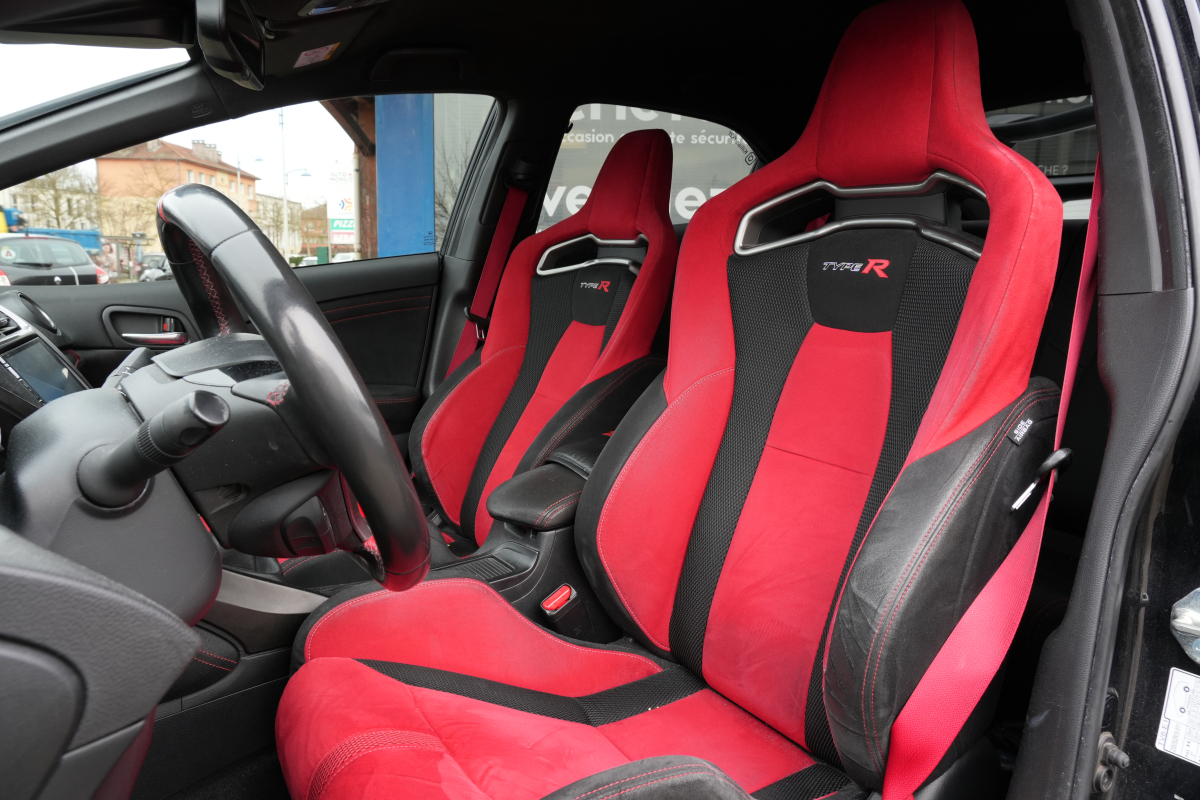 Honda Civic — 16