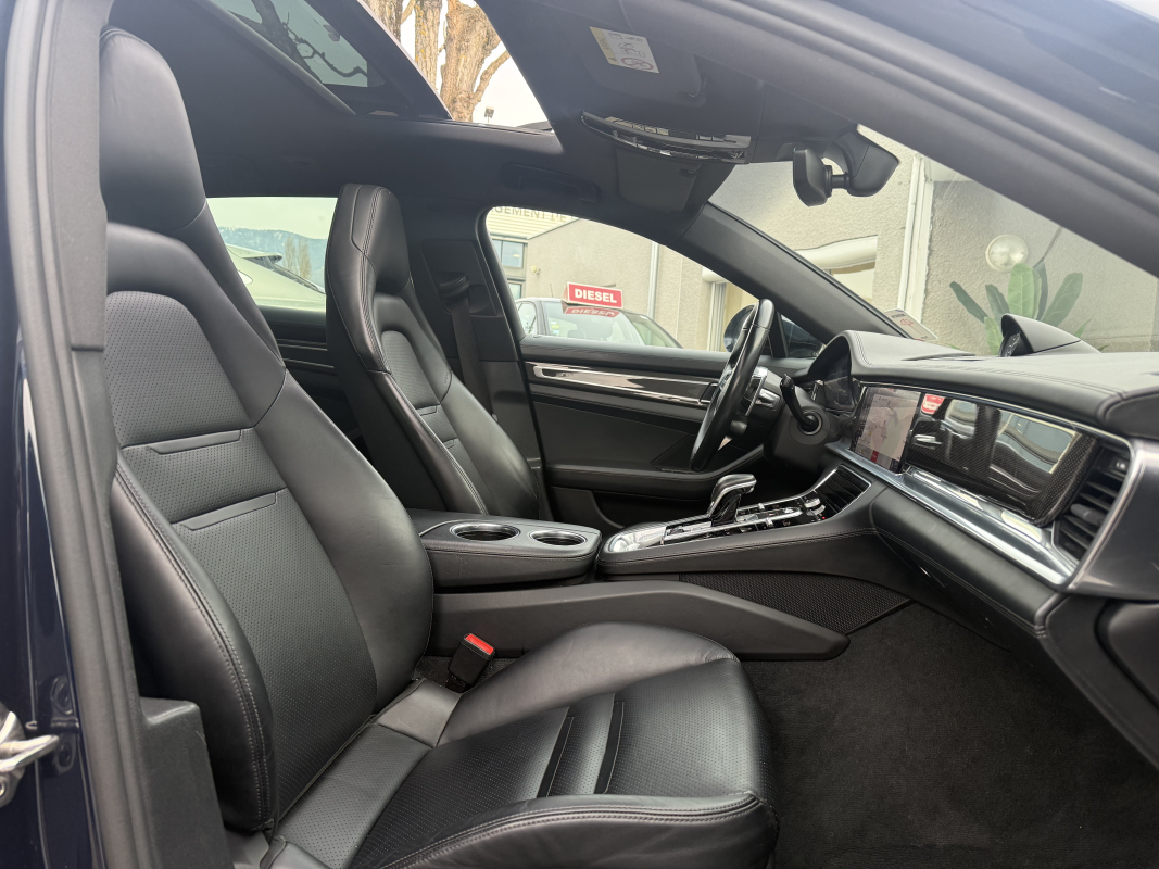 Porsche Panamera — 10