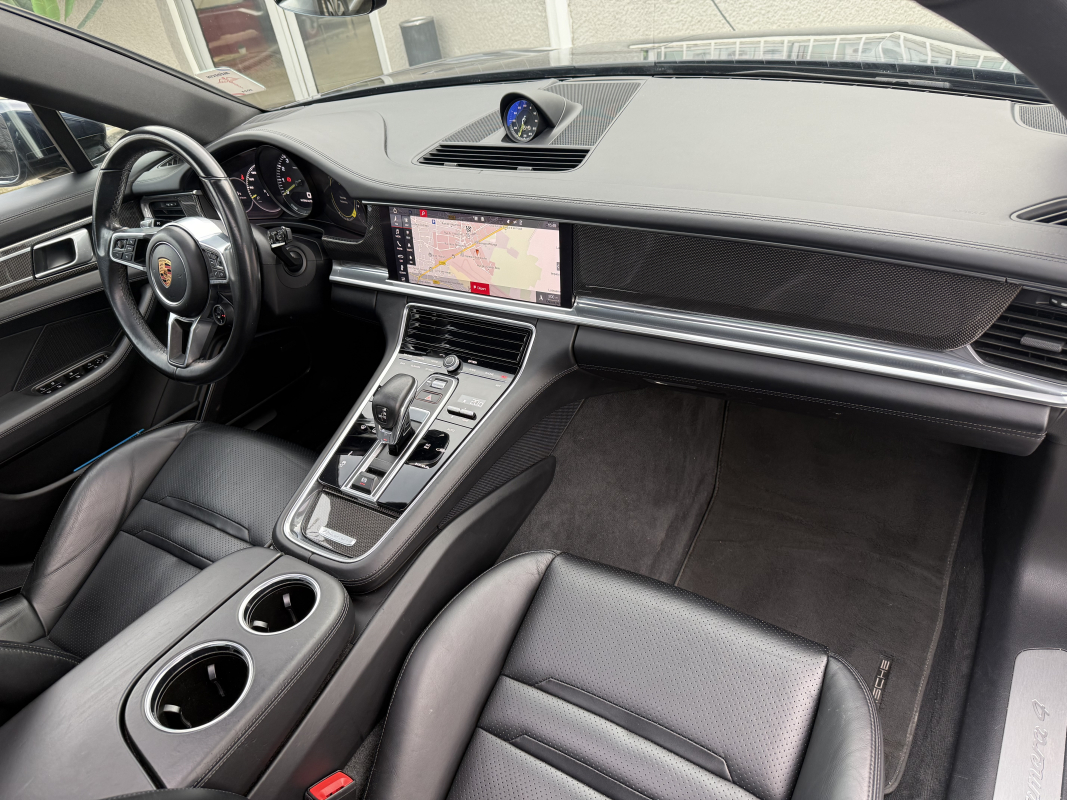 Porsche Panamera — 9