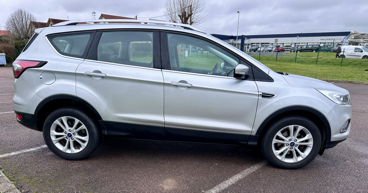 Ford Kuga — 4