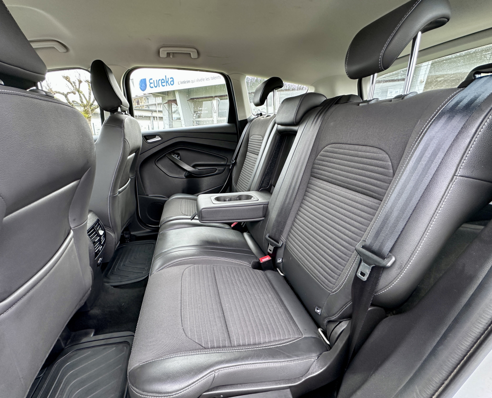 Ford Kuga — 14