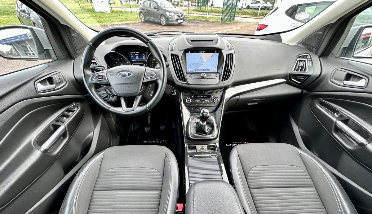 Ford Kuga — 15