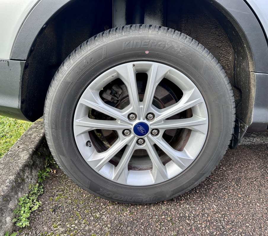 Ford Kuga — 30