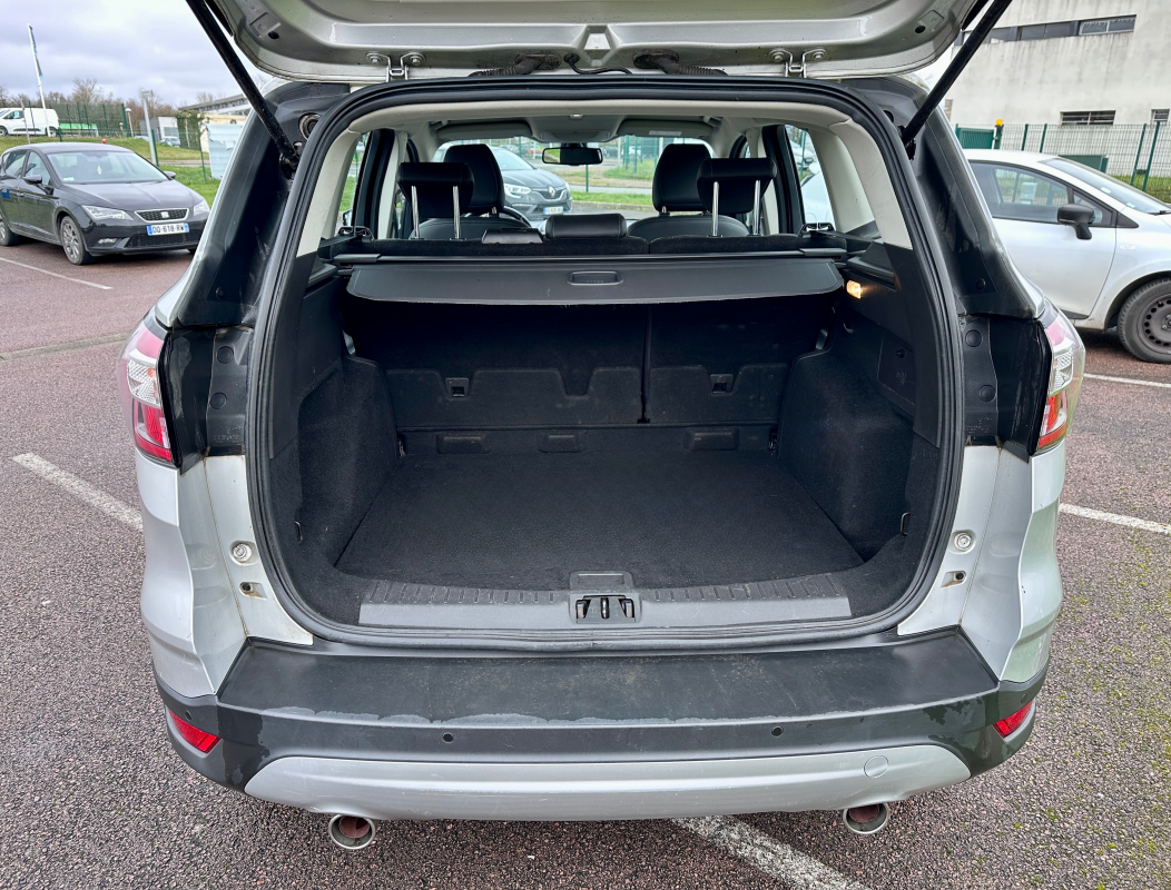 Ford Kuga — 19