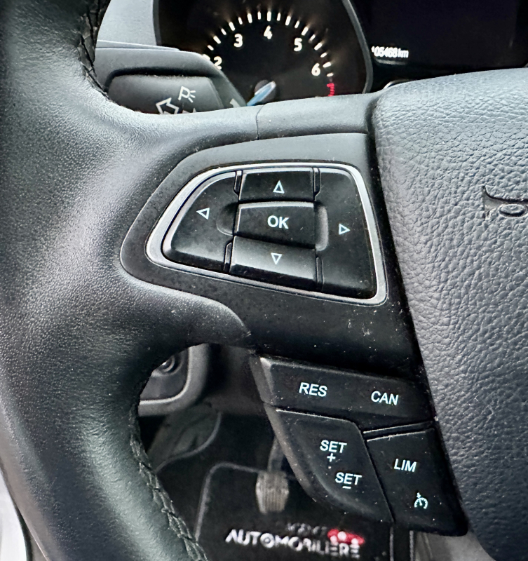 Ford Kuga — 21