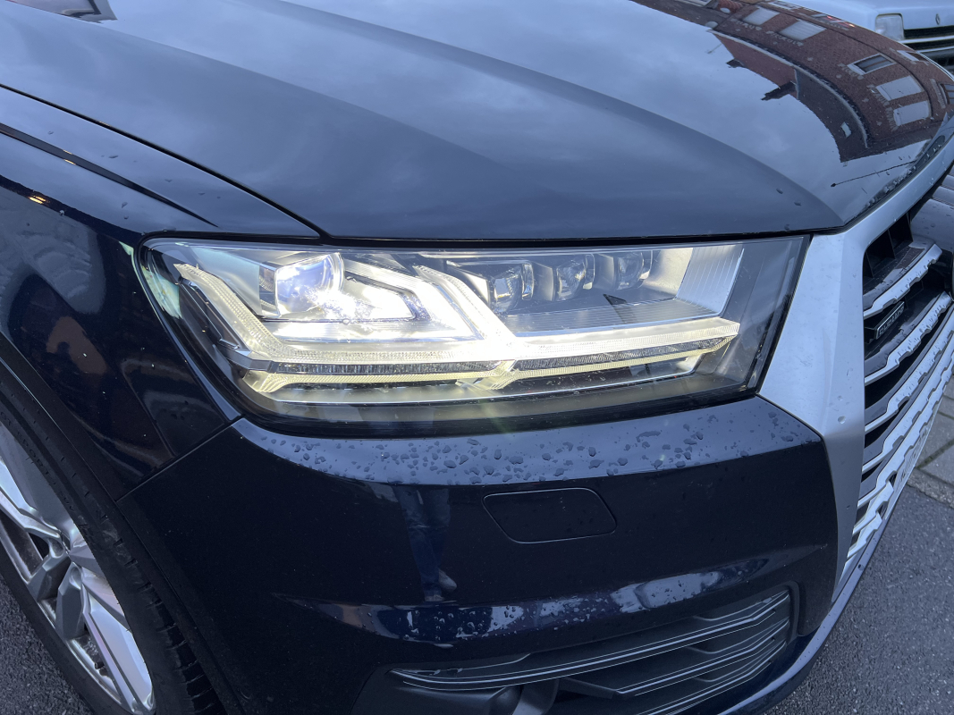 Audi Q7 — 10