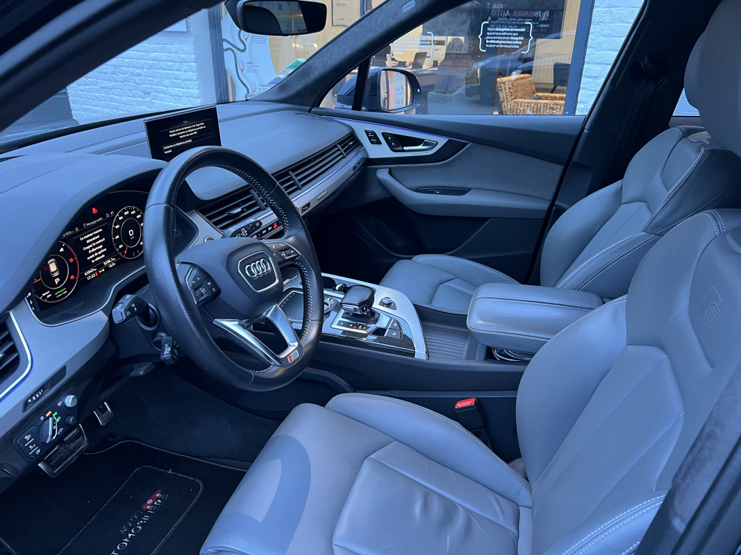 Audi Q7 — 12