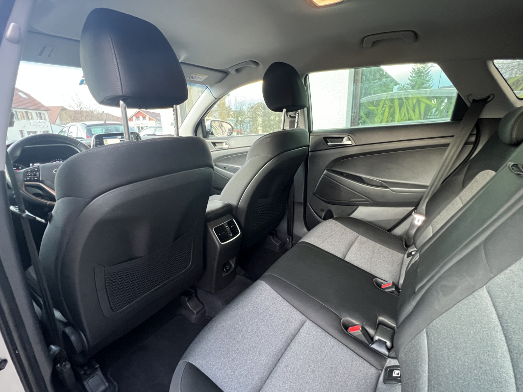 Hyundai Tucson — 37
