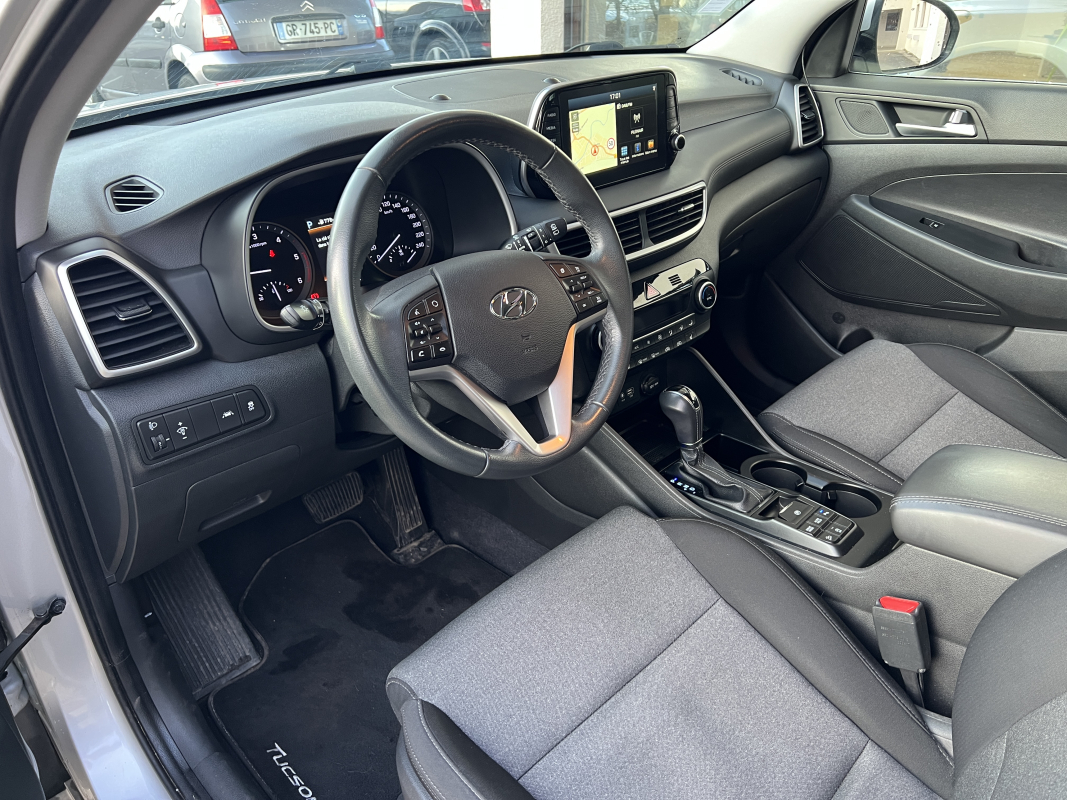 Hyundai Tucson — 33