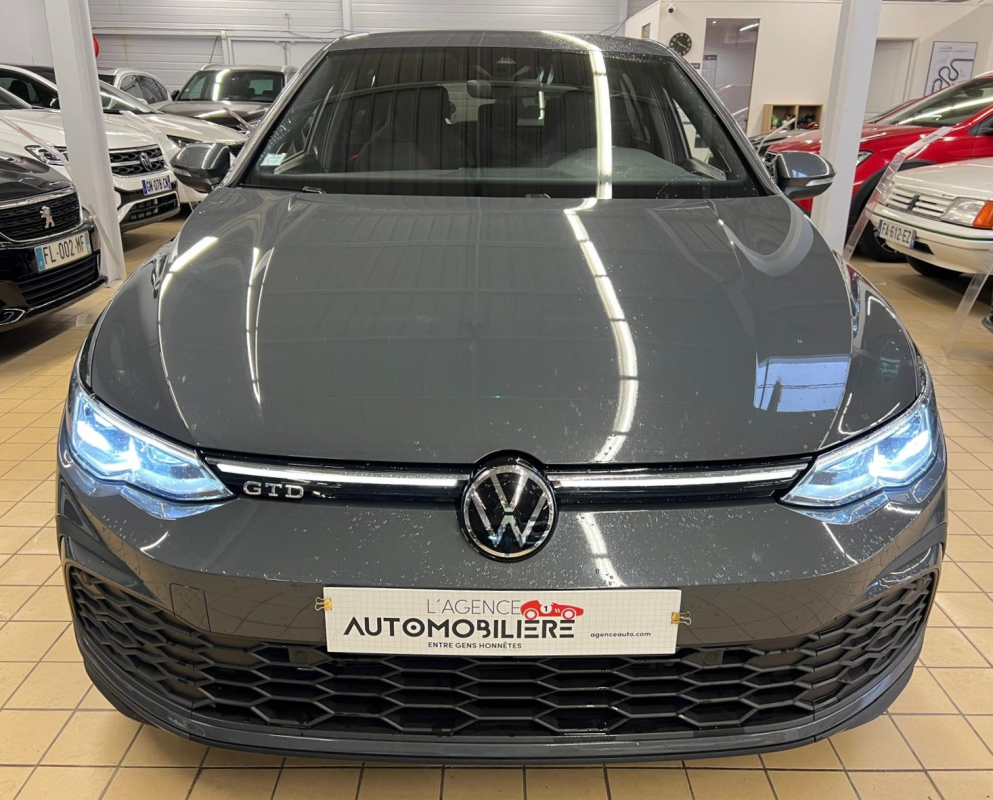 Volkswagen Golf — 6