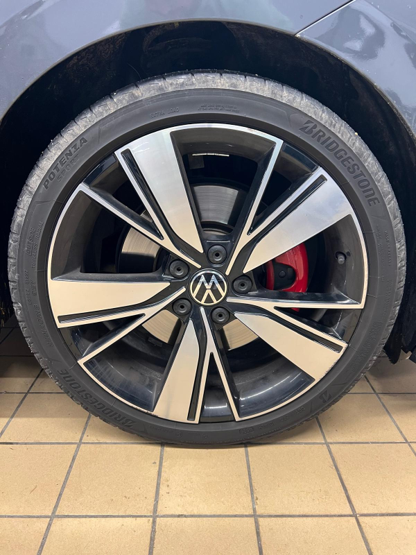 Volkswagen Golf — 36