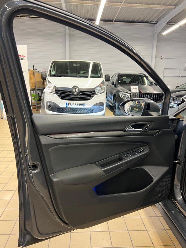 Volkswagen Golf — 31
