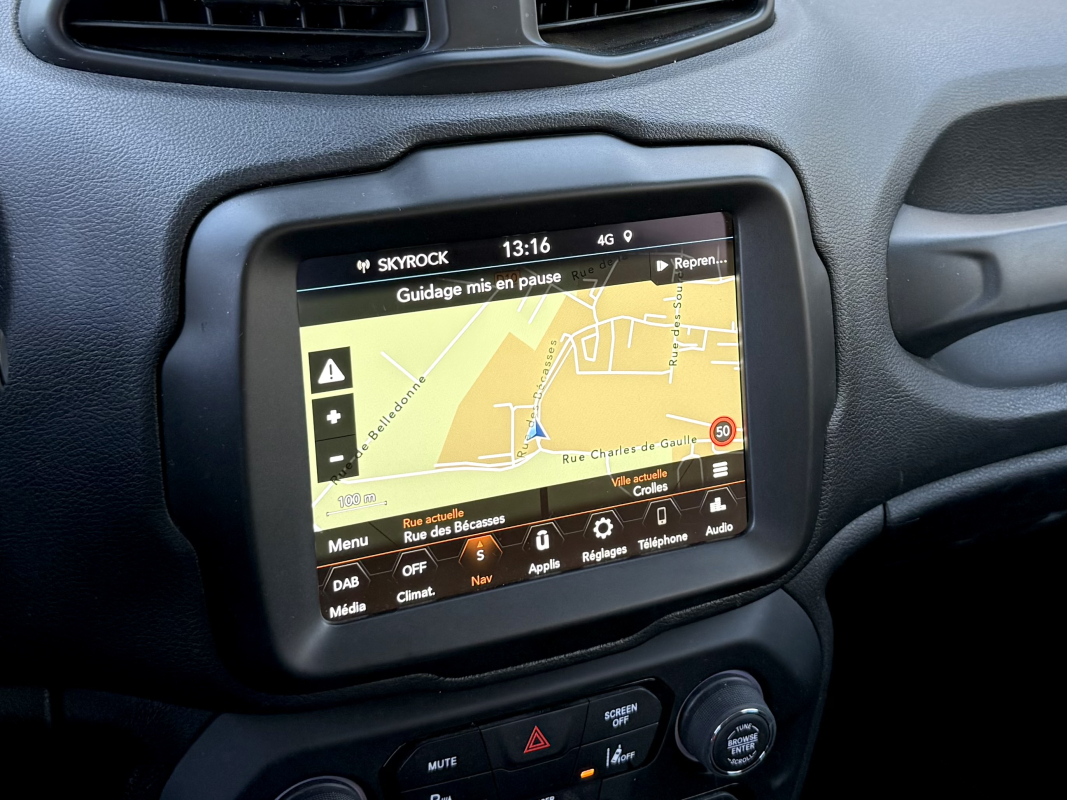 Jeep Renegade — 10