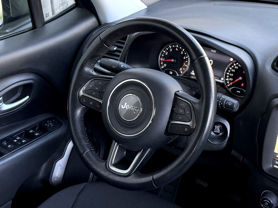 Jeep Renegade — 5