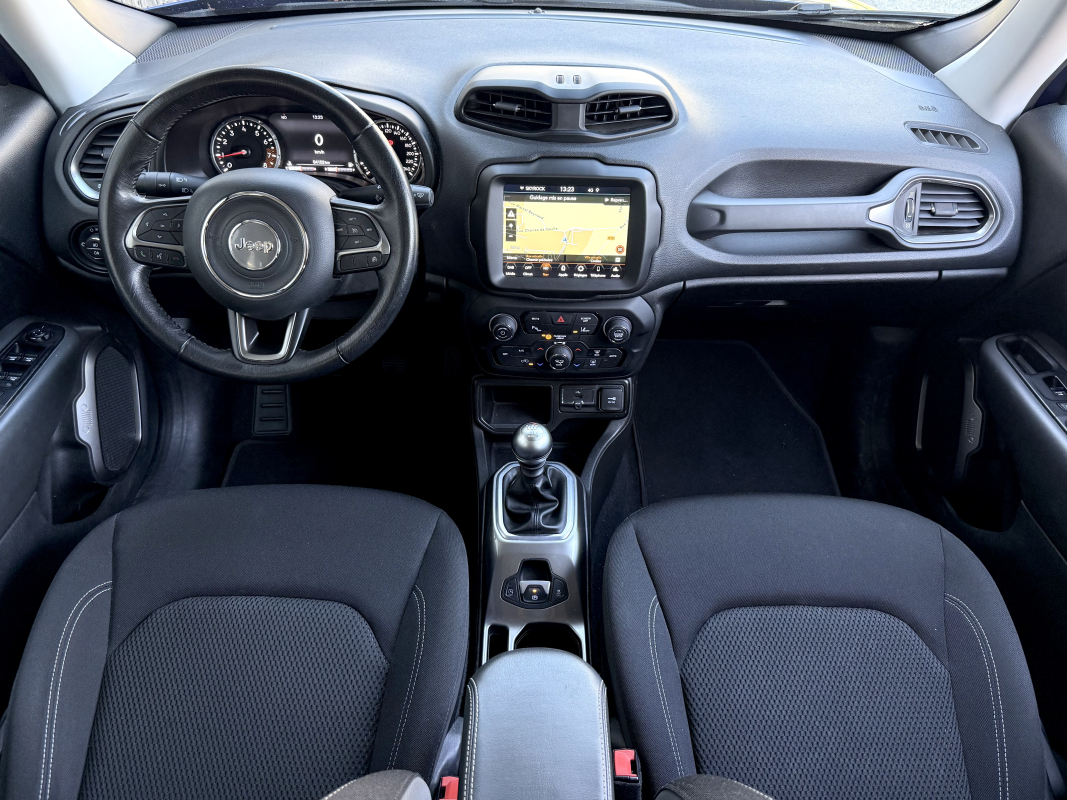 Jeep Renegade — 4