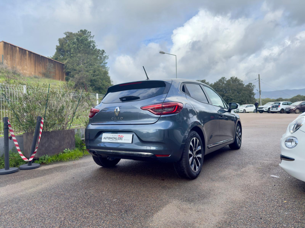 Renault Clio — 4